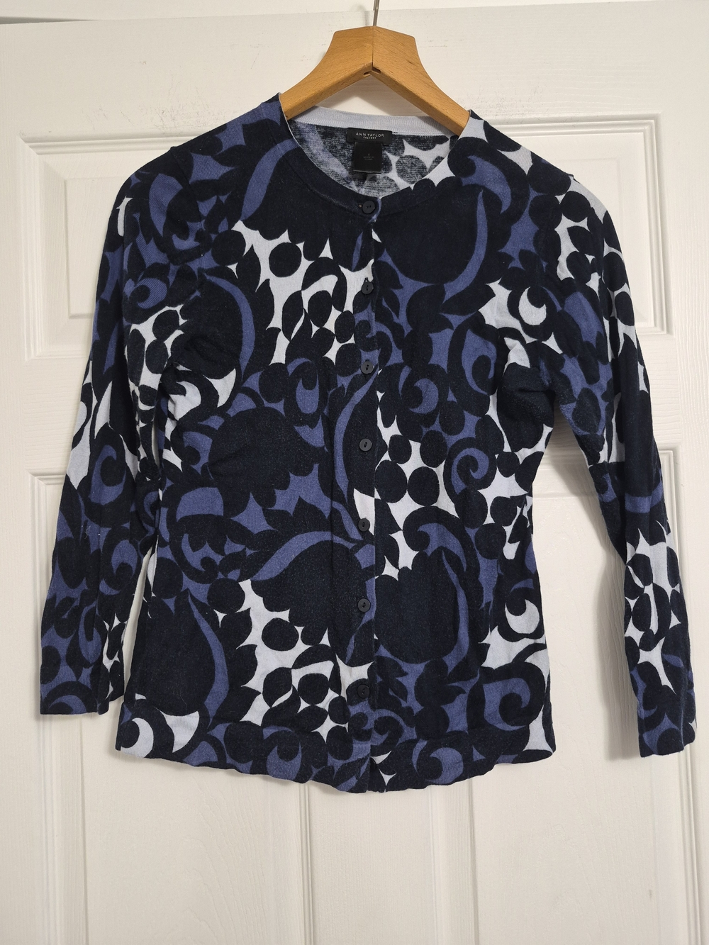 Ann Taylor Navy, Blue & White Patterned Cardigan